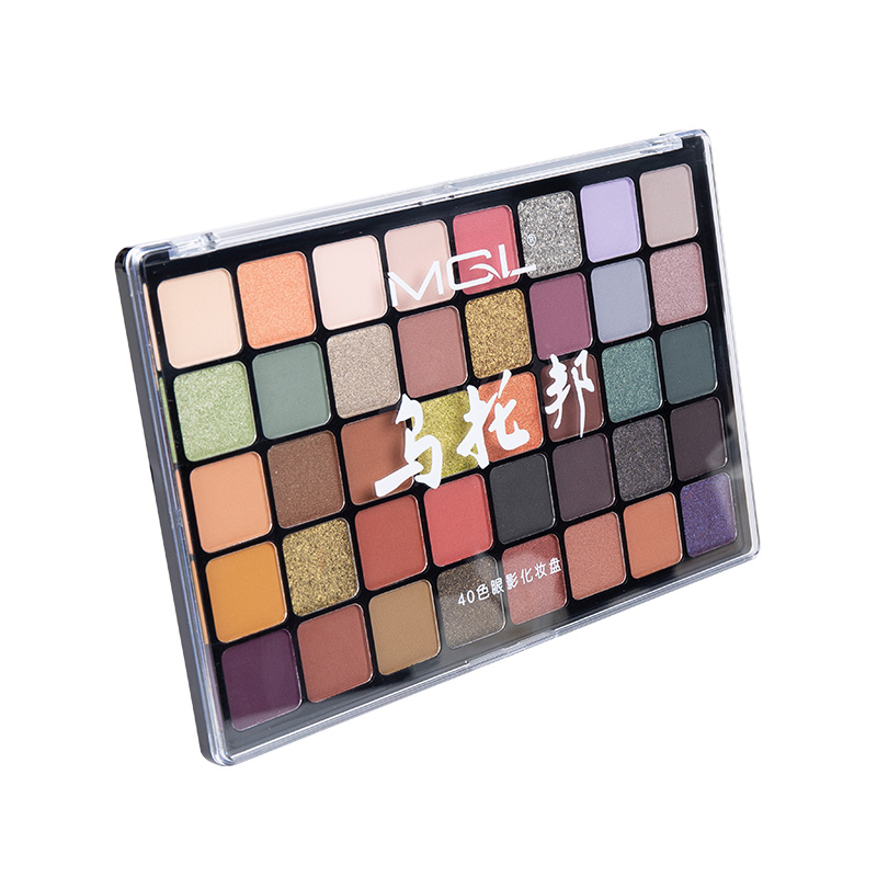 Klassische Lidschatten-Palette mit 40 Farben